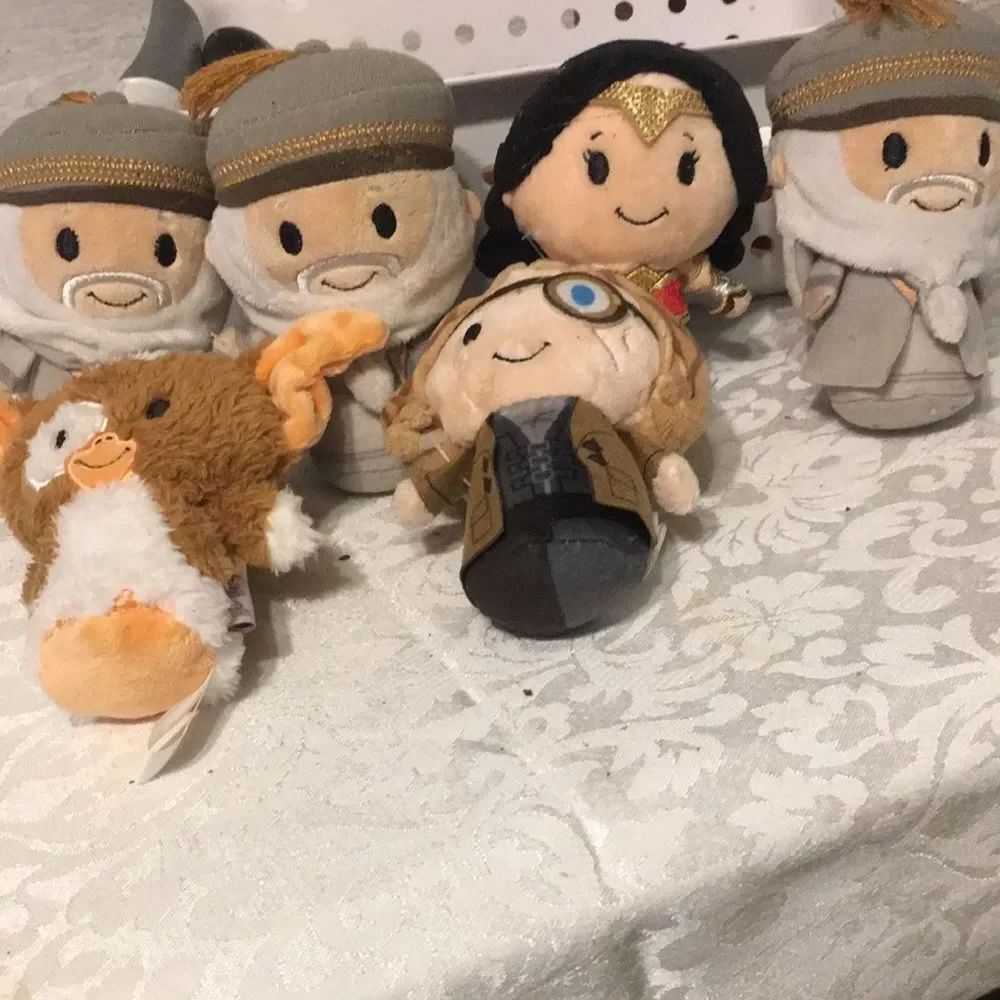 Hallmark ltty  Bittys Plush Toys